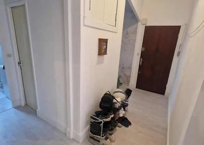 Pret De La Apartamento
