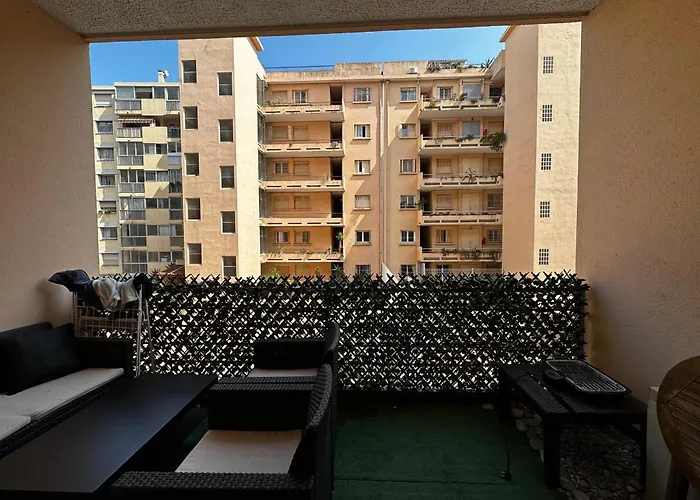 Pret De La Apartamento *